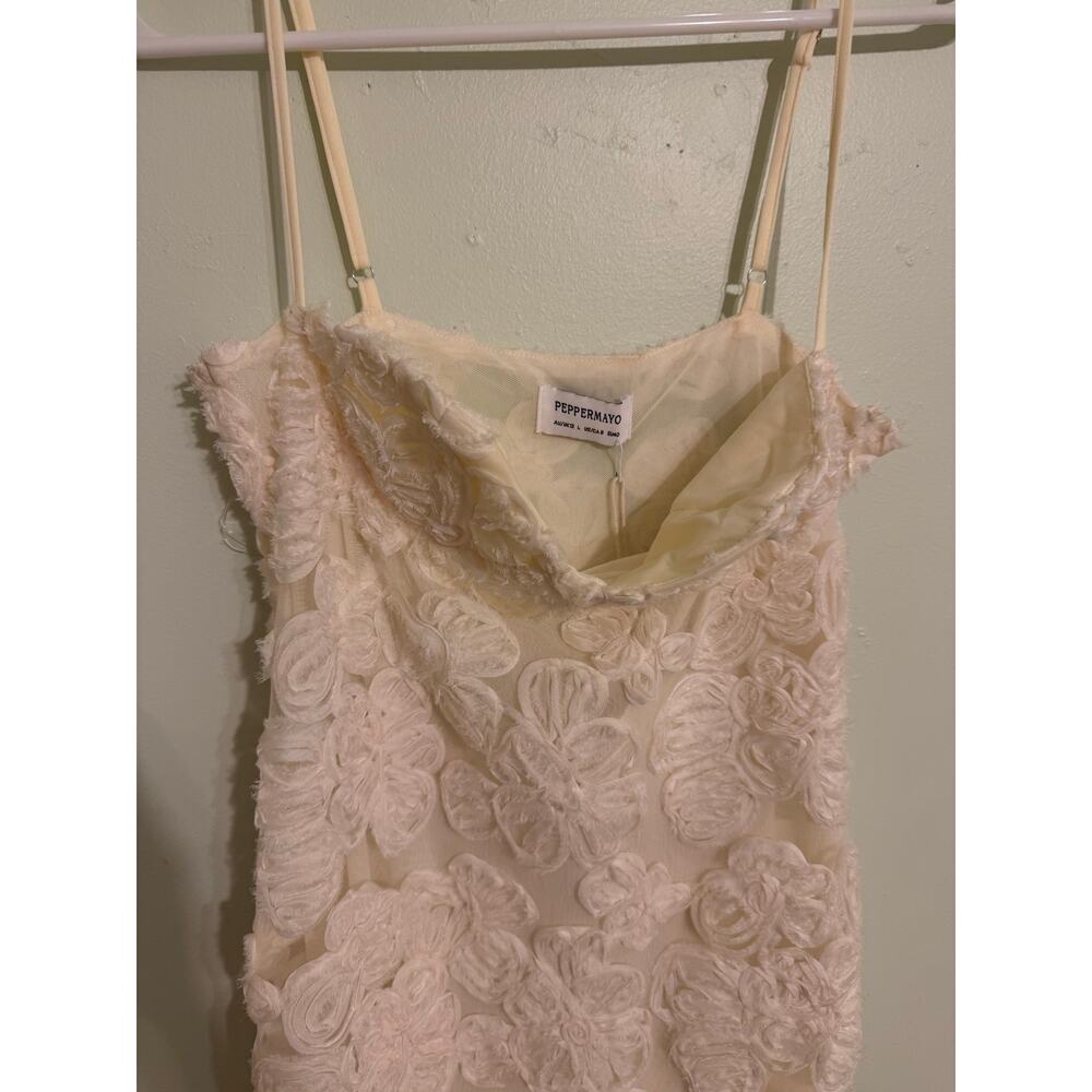 Peppermayo That Girl Maxi Dress 3D Florals Sweetheart Neckline Bridal Preppy - Picture 9 of 14